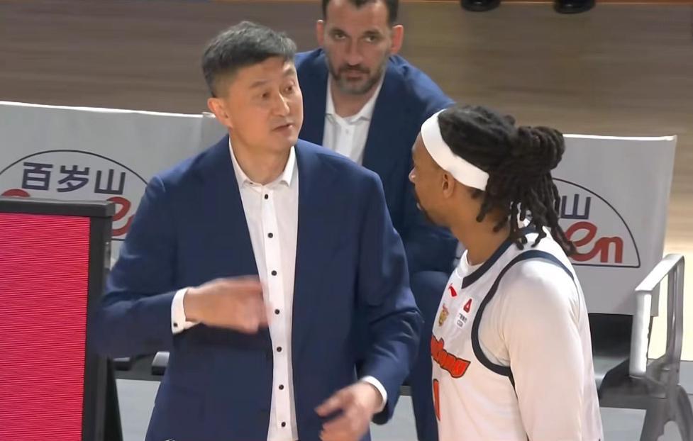 PG电子官网-广东男篮主教练杜锋遭痛批，北京麦基首秀一般，山东新外援被看衰