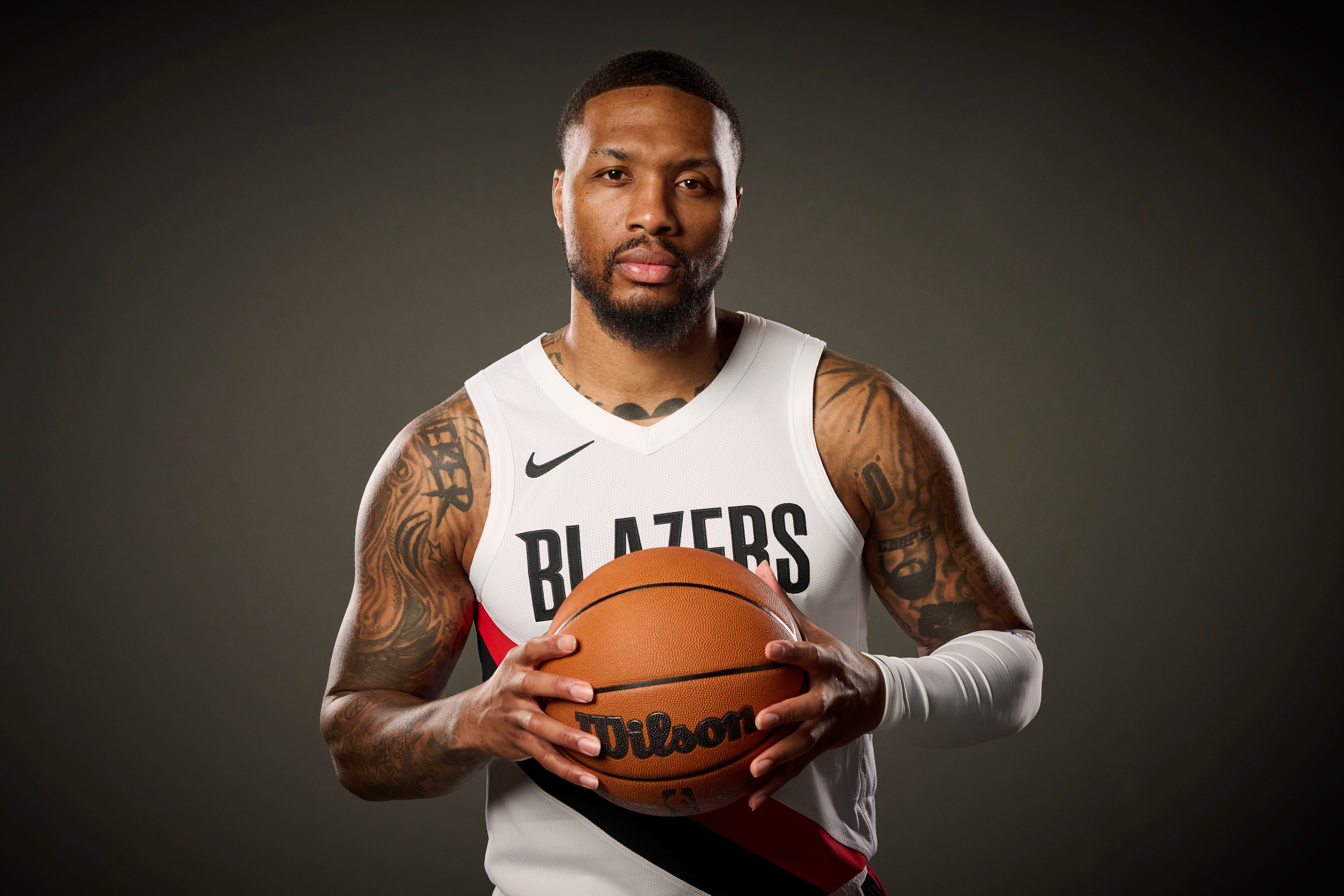 PG电子官网-贝弗利：利拉德不属于名人堂 他没有总冠军&amp;在普通球队得高分不够